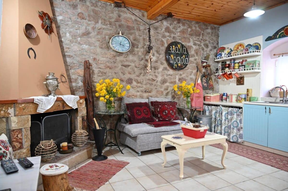 Kalavrita Winter Retreat - Homely Spacious Chalet Áno Vlasía 외부 사진