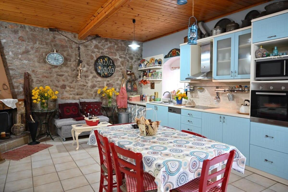 Kalavrita Winter Retreat - Homely Spacious Chalet Áno Vlasía 외부 사진